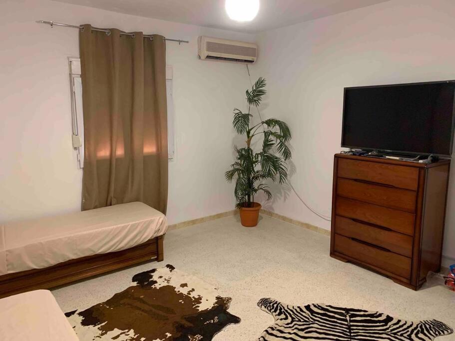 Appartement 5 Lits Climatise Salon 2Chambres Cuisine Equipee Sdb Staoueli Extérieur photo